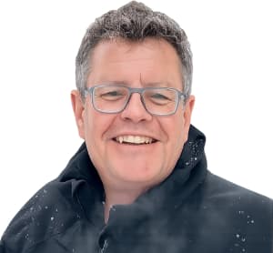 Angus Rowe